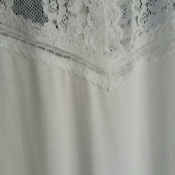 Last one NWOT lace top - Picture 6 of 8